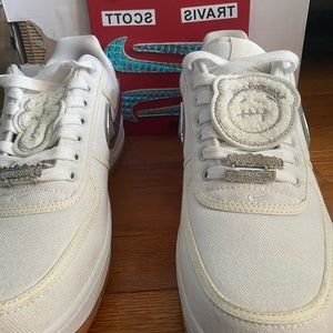 Travis Scott Air Force sail